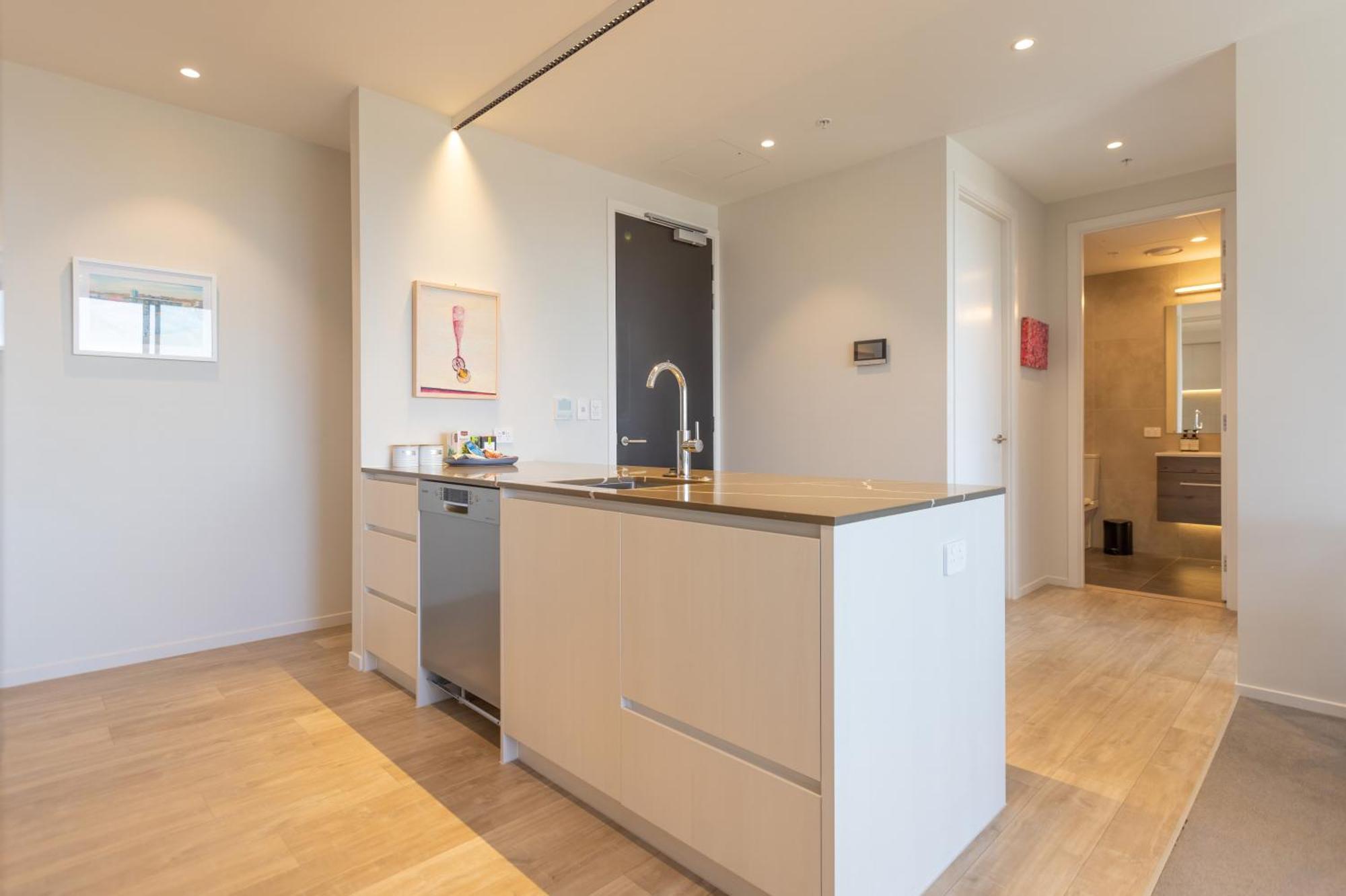 Luxury 2 Bedroom Cbd Apartment With Free Parking Christchurch Bagian luar foto