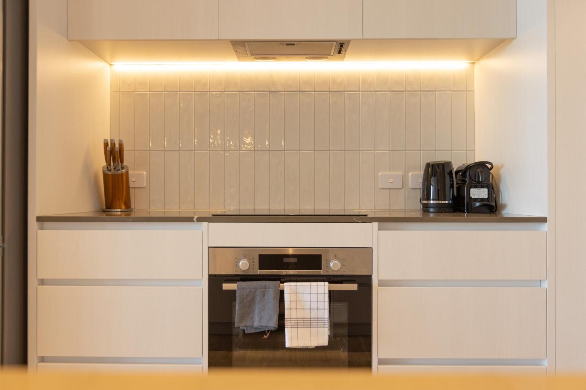 Luxury 2 Bedroom Cbd Apartment With Free Parking Christchurch Bagian luar foto