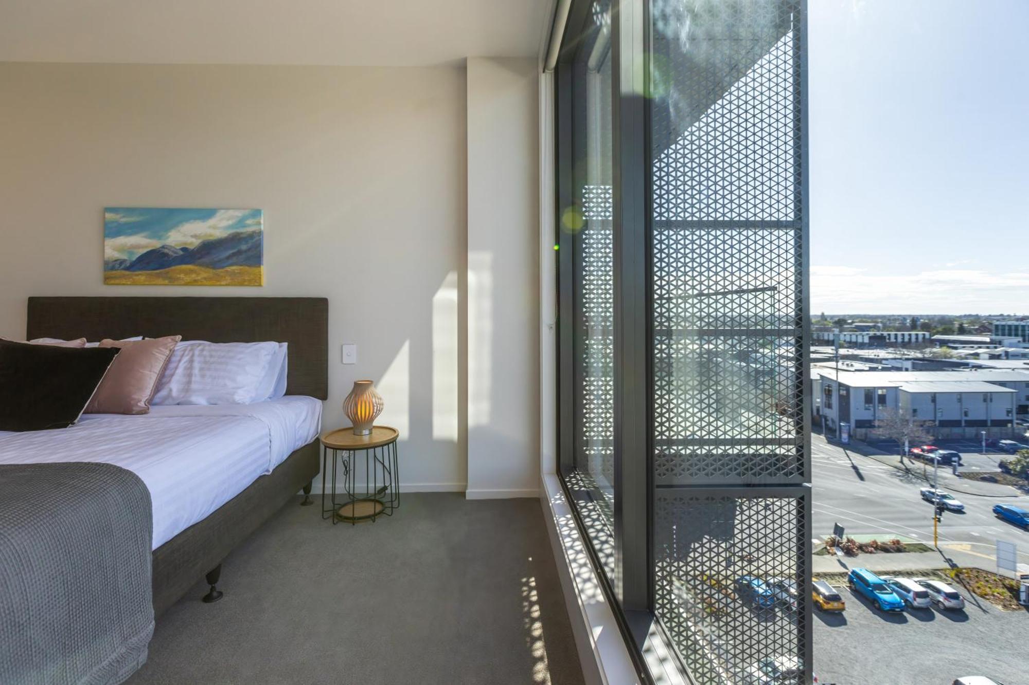 Luxury 2 Bedroom Cbd Apartment With Free Parking Christchurch Bagian luar foto