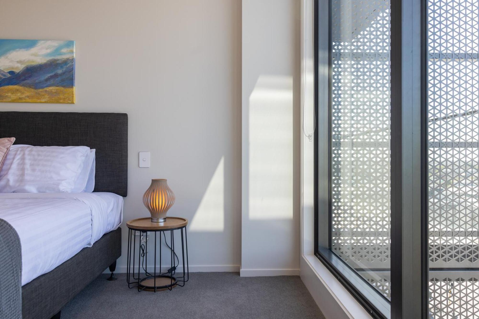 Luxury 2 Bedroom Cbd Apartment With Free Parking Christchurch Bagian luar foto